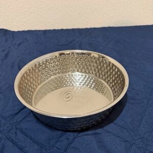 Hammered Aluminium Serving Bowl / Tray￼